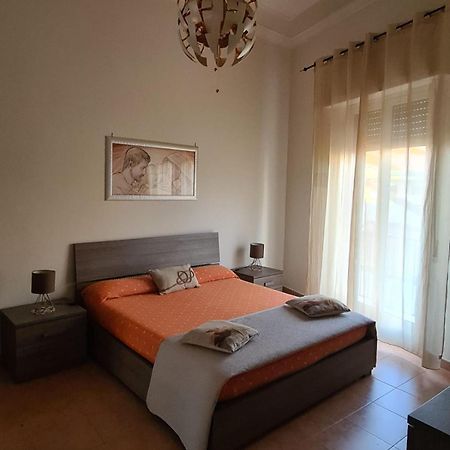 Appartamento Charme in Aci Castello Esterno foto
