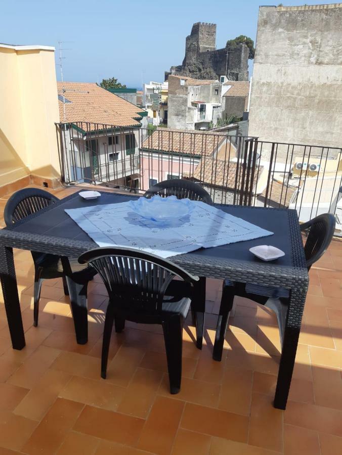 Appartamento Charme in Aci Castello Esterno foto