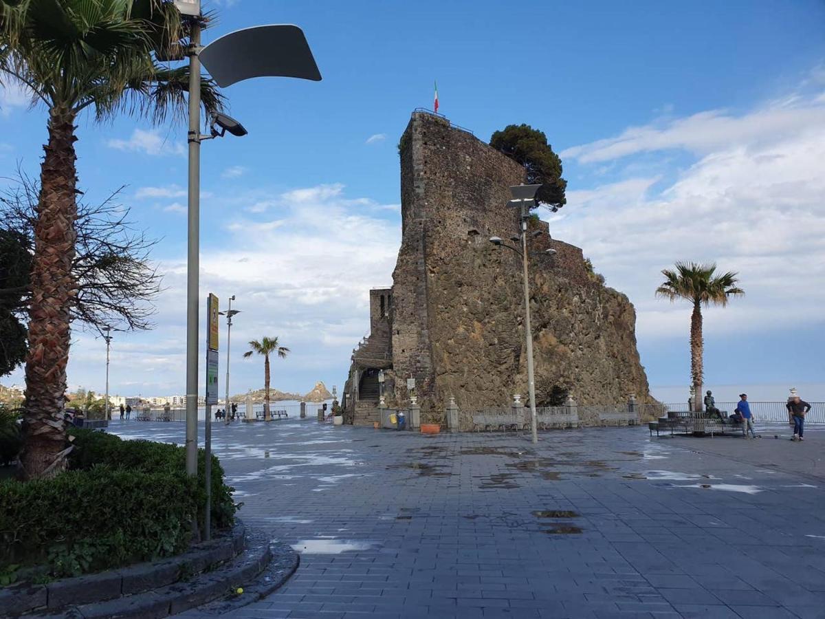 Appartamento Charme in Aci Castello Esterno foto